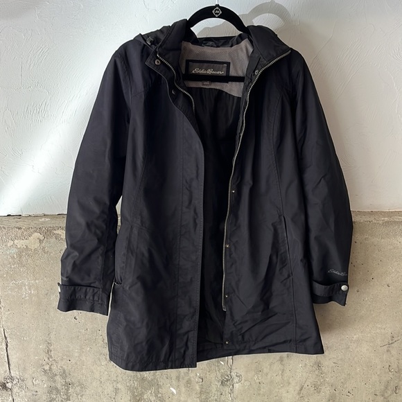 Eddie Bauer rain jacket - Picture 2 of 6